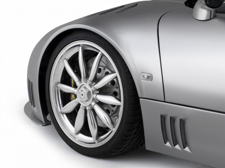 Детали экстерьера Spyker C8 Spyder 2006 года  (фото 14 из 15)